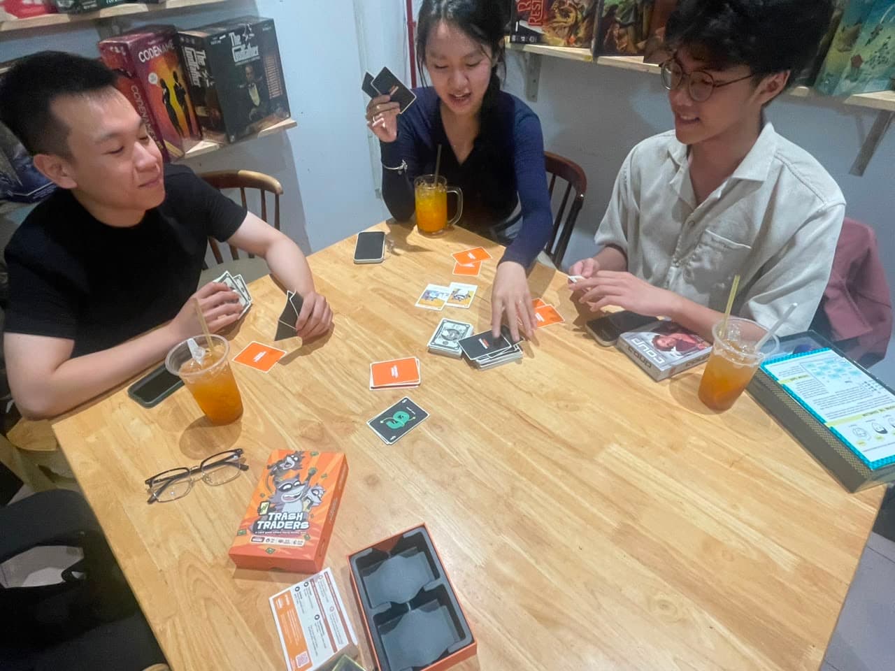 Trash Traders party card game demo in action